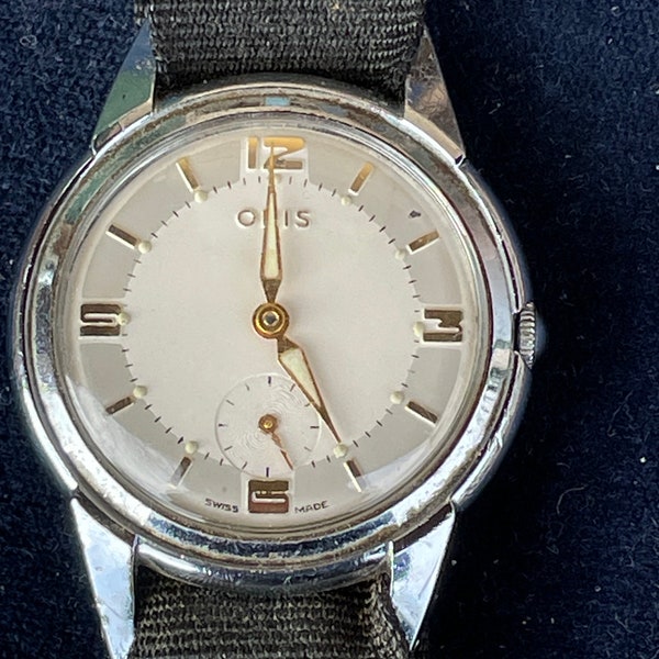 A Working Vintage Swiss Made Seven Jewel Cal. 391 Oris Wristwatch 33mm Diameter Face c1960's