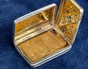 Georgian Solid Silver Vinaigrette – Joseph Willmore, Birmingham 1807, Gilded Interior, Original Sponge