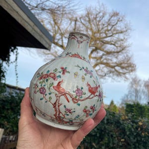 Chinese Kangxi Clobbered Bottle Vase – 18cm – Qing Dynasty c.1700 – Antique Reduced Form