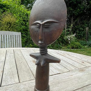 Traditional Ashanti Akuaba Fertility Doll – Flat Head African Figurine – Hand-Carved Ghanaian Wooden Statue