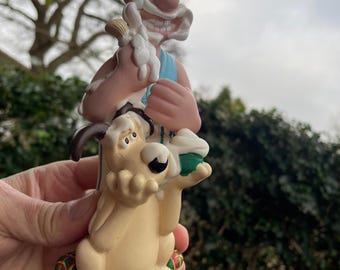 Original Wallace and Gromit 90&#39;s bathroom figurines - Wallace 17cm tall