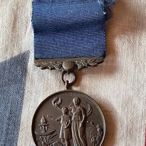 Antique Bronze Medal Fob – Universal Cookery and Food Exhibition – Honoris Causa Londini – Culinary Award, 31mm