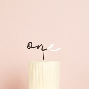 Verjaardagstaarttopper: One Custom