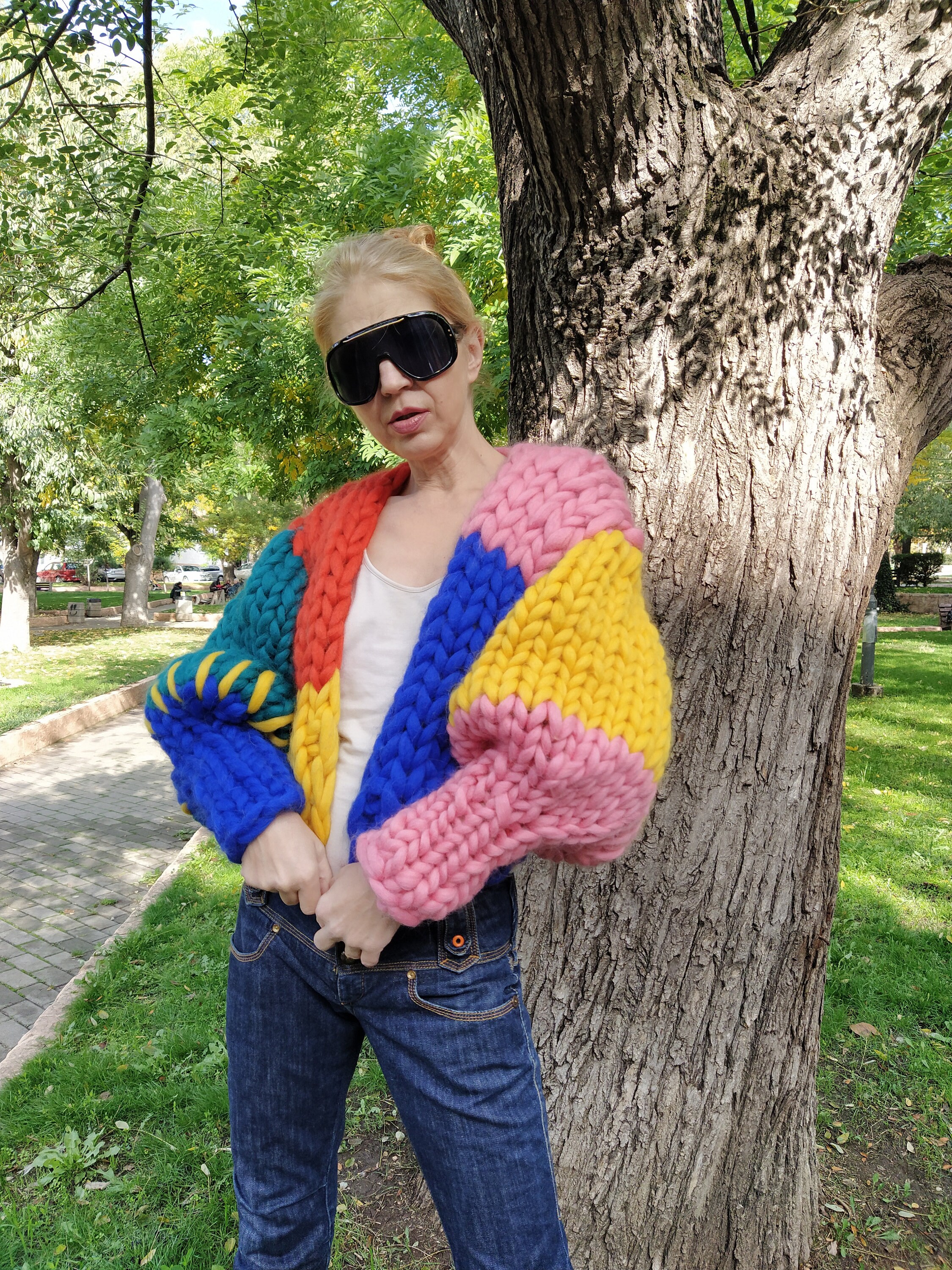 Chunky yarn shop sweater