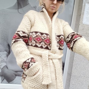 100% merino wool cardigan coat, Thick sweater jaquard cardigan, Shawl collar iconic Mexican jacket, Cowichan sweater