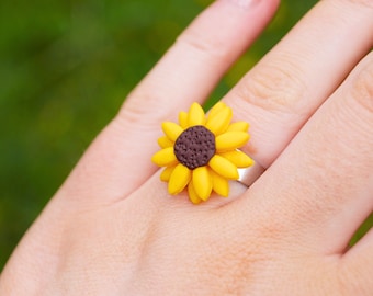 Sunflower ring, 20% to charity for Ukraine, handmade in polymer clay, adjustable, nickel free, yellow flower, summer, gift, cute, sweet