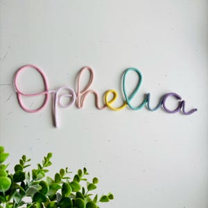 Decoración de pared con nombre en colores pastel personalizada para habitación de niños y guardería de bebés