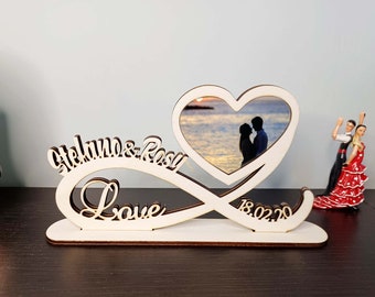 cornice da tavolo in legno personalizzato con nomi cuore infinito portafoto da appoggio regalo anniversario san valentino