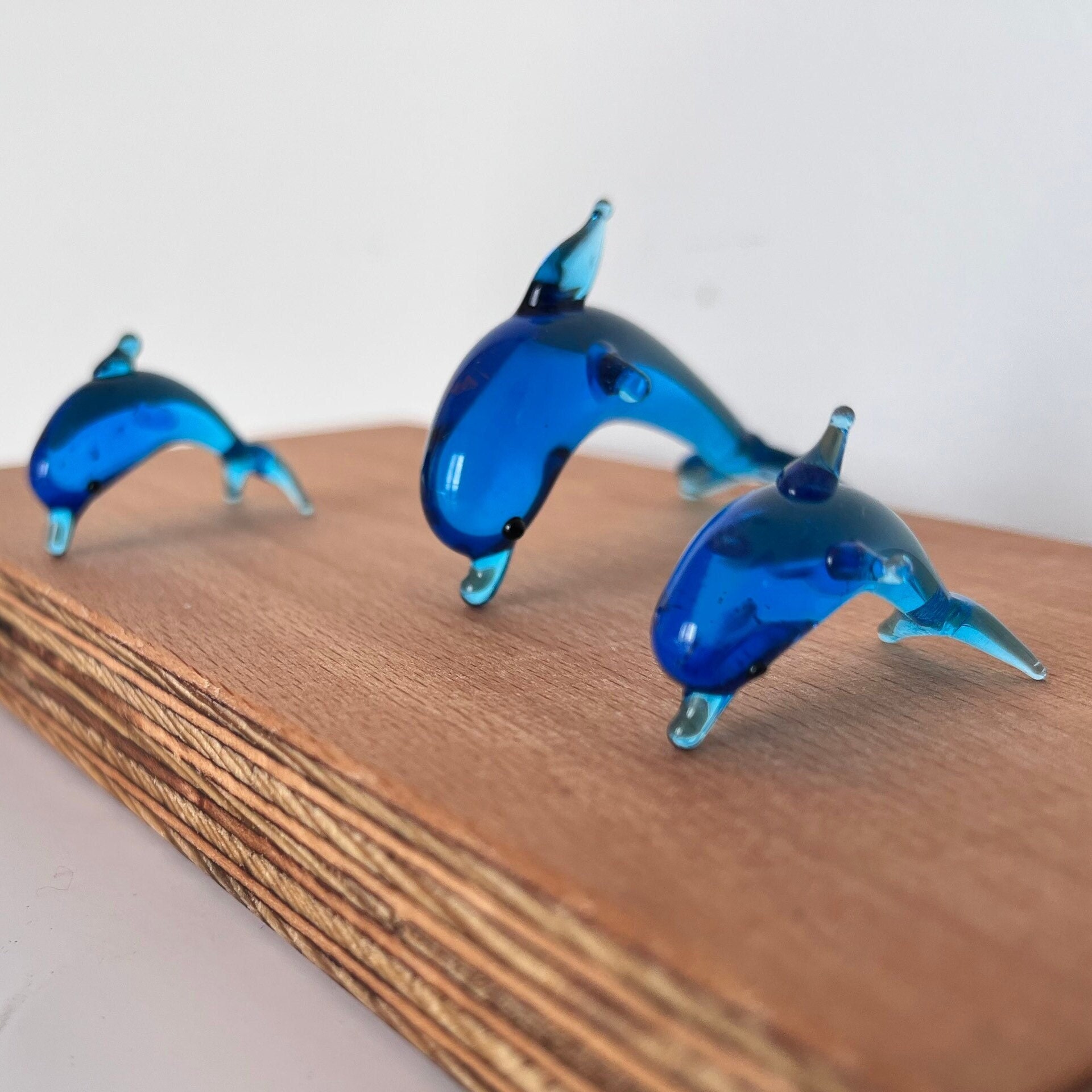 Blown Glass Dolphin Decor for Office, Home, Bathroom, Aquarium Pool Decor Accessory | Fish, Dolphin, Sea Animal Mother's Day Gift for Mom|