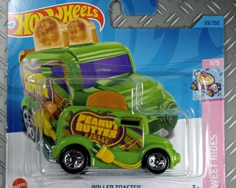Hot wheels Roller Toaster rare collectible miniature model 1/64 scale gift idea with free shipping
