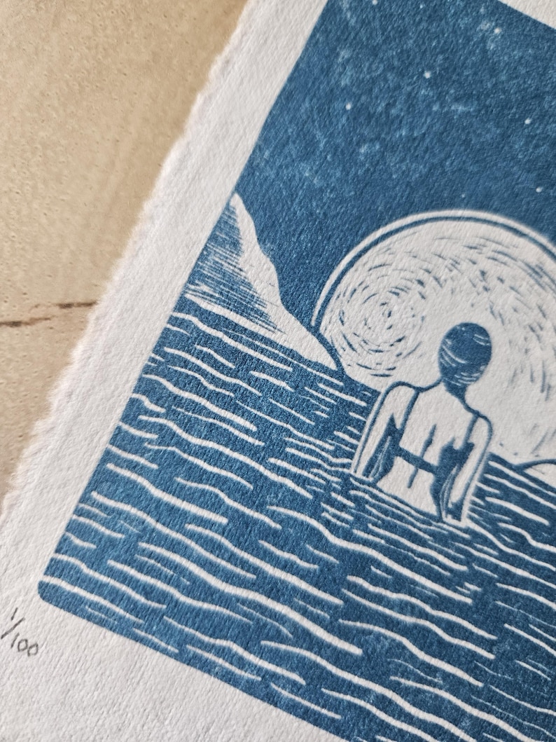 Gravura em linóleo "Natação Selvagem": Papel artesanal, edição limitada assinada imagem 12