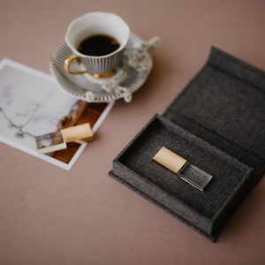 USB box with 3.0 crystal USB drive | Personalized USB packaging for custom usb | Dark Gray fabric linen box