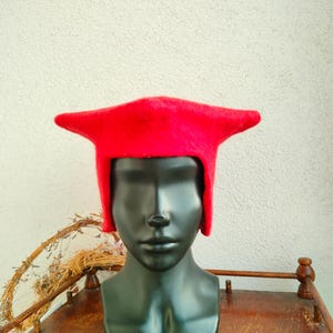 Canterbury Wool Hat for Historical Reenactment, 16th Century Tudor Felt Hat image 1