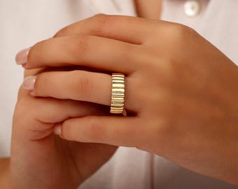 14K Solid Gold Dome Ring, Chunky Charlotte Line Ring, Thick
