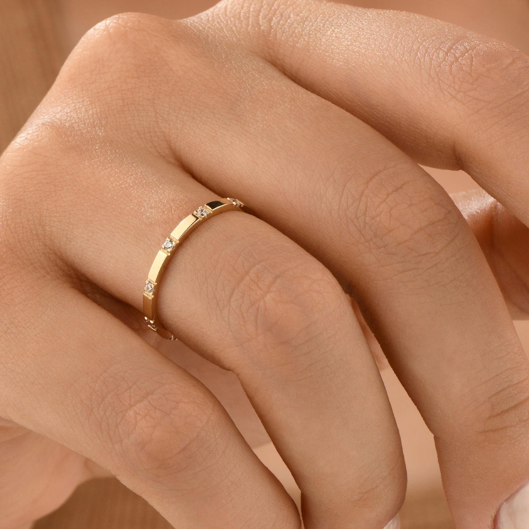 14k Solid Gold Diamant Ehering, Solid Gold Diamant Band für Frauen, dünner Diamantring, Stapelring, Eternity Band, Brautschmuck