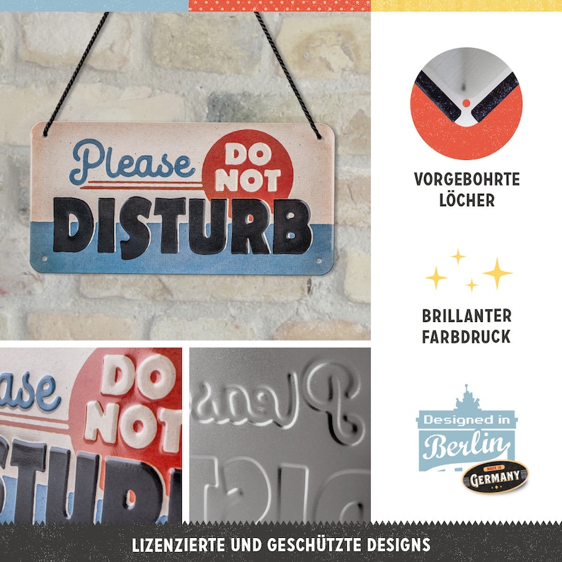 Puede incluir: Un letrero de metal con un c&iacute;rculo rojo y las palabras "No molestar" en letras negras. El letrero est&aacute; colgado de una cuerda y tiene agujeros preperforados. El letrero est&aacute; dise&ntilde;ado en Berl&iacute;n, Alemania.