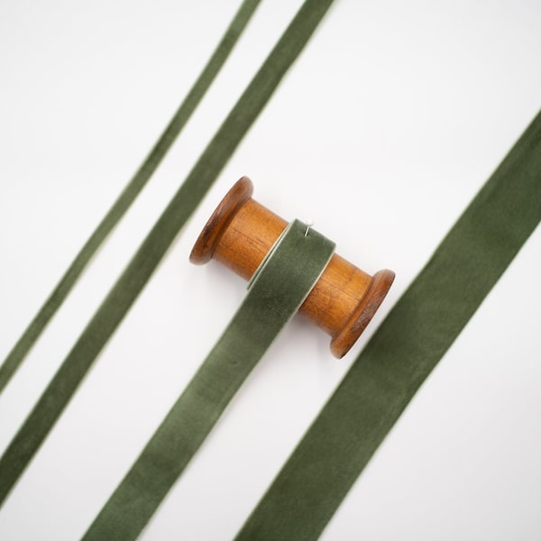 Sage Green Velvet Ribbon | Luxury Premium Quality | 9mm 16mm 22mm 38mm | Wreath Making | Velvet Bow | Gift Decoration | Wedding stationery
