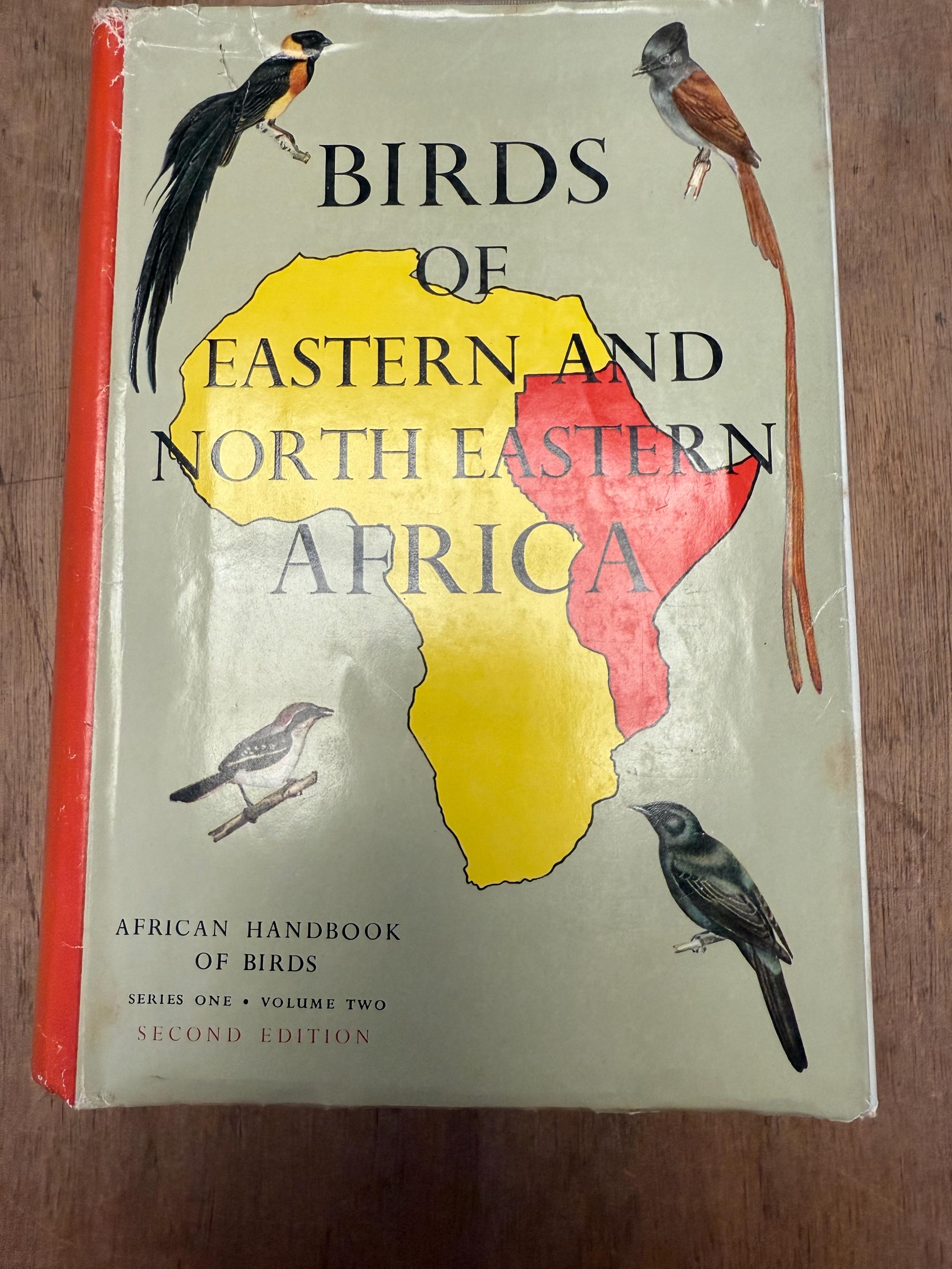 東アフリカと北東アフリカの鳥類 2 巻セット。1957 年と 1960 年。収集