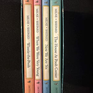 Pooh's Library. A.a.milne. Vintage Boxed Set of 4 Books - Etsy