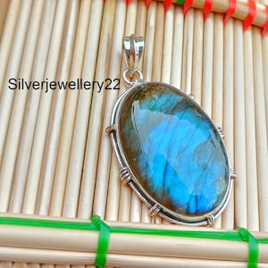 Pendentif labradorite, argent sterling 925, collier labradorite, pendentif pierre précieuse bleue, pendentif fait main, collier en argent, bijoux pendentifs
