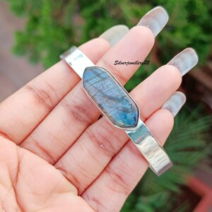 Labradorite Bangle, 925 Silver Bangle, Women Bangle, Gift for Her, Beautiful Bangle, Adjustable Bangle, Handmade Bangle, Gemstone Bangle