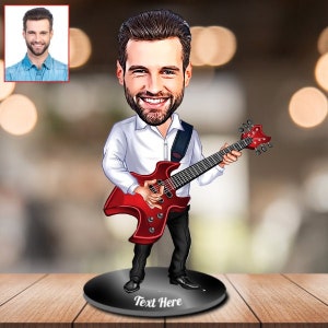 Abalorio de caricatura de guitarrista personalizado, figura en miniatura de músico, retrato de dibujos animados de madera a partir de una foto, regalo de guitarra para hombres, regalo personalizado