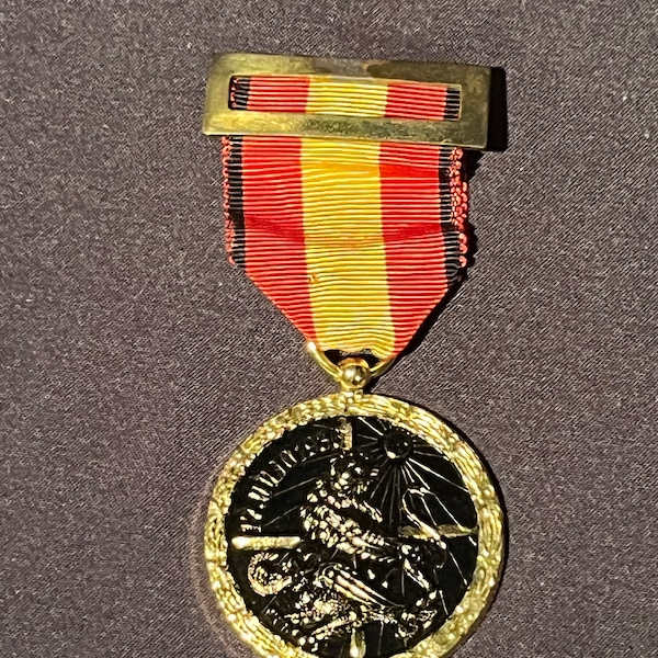 Rare 1936-1939 Spain Civil War Medal on Ribbon