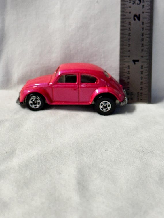 1988 Hot Wheels Volkswagen VW Pearl Pink Bug Beetle 1:64 Die Cast