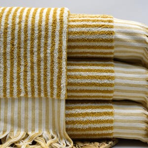 Striped Bath Towel , Organic Cotton Towel, Soft Towel, Housewarming Gift, Beach Towel, Pool Towel, Wholesale Towel, Personalized Towel
