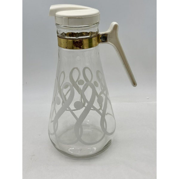 Vintage Retro 1950s Kitchen E Z Pour Glass Carafe Pitcher With Lid White Swirl