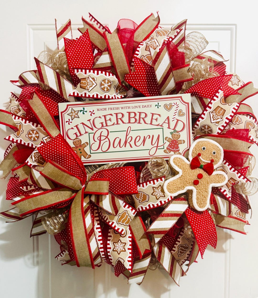 Gingerbread Bakery Christmas Wreath – Holiday Gingerbread Door Decor - Etsy