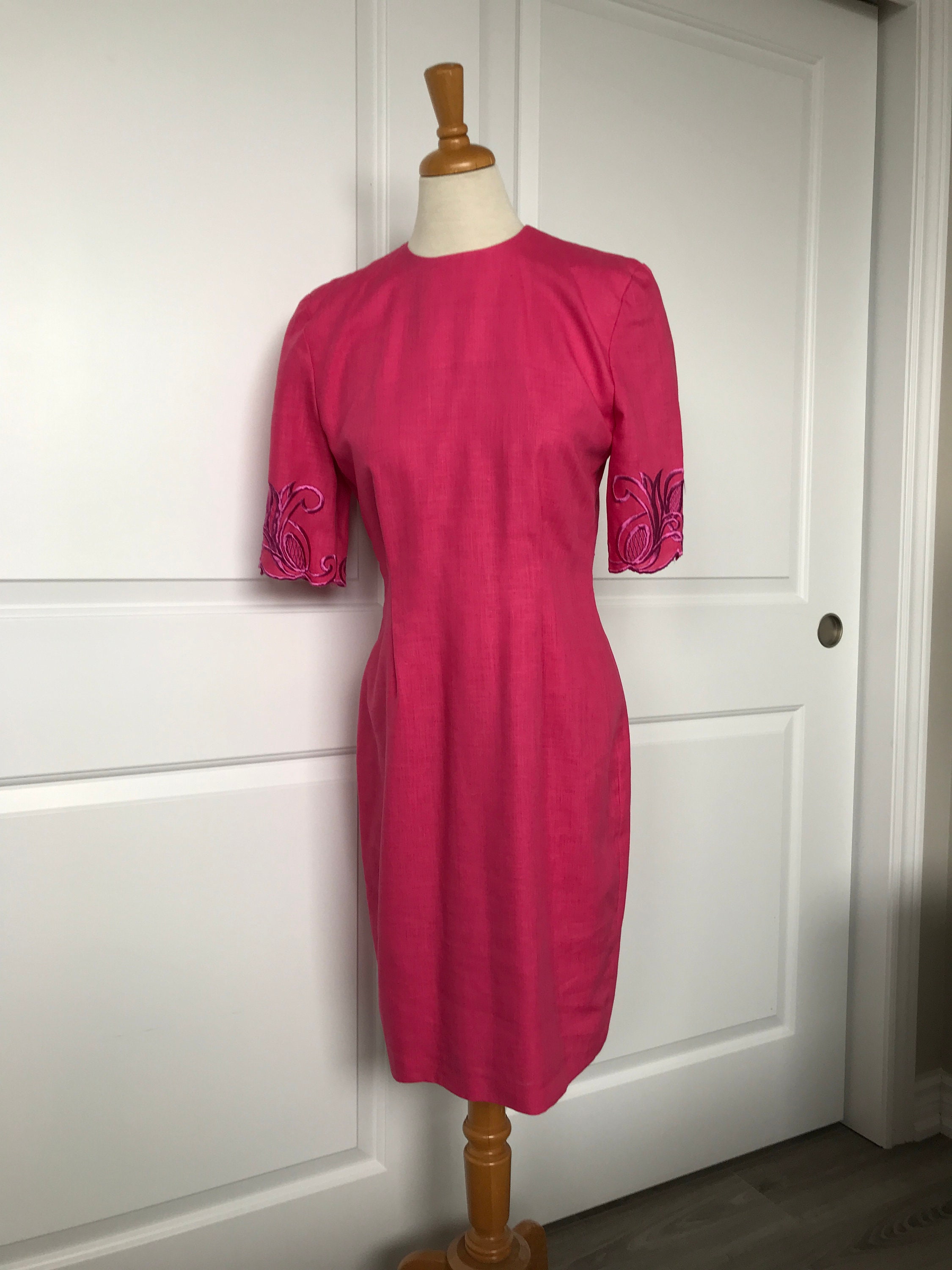 Pink Linen Dress by Wayne Clark, Made in Canada, Size 8