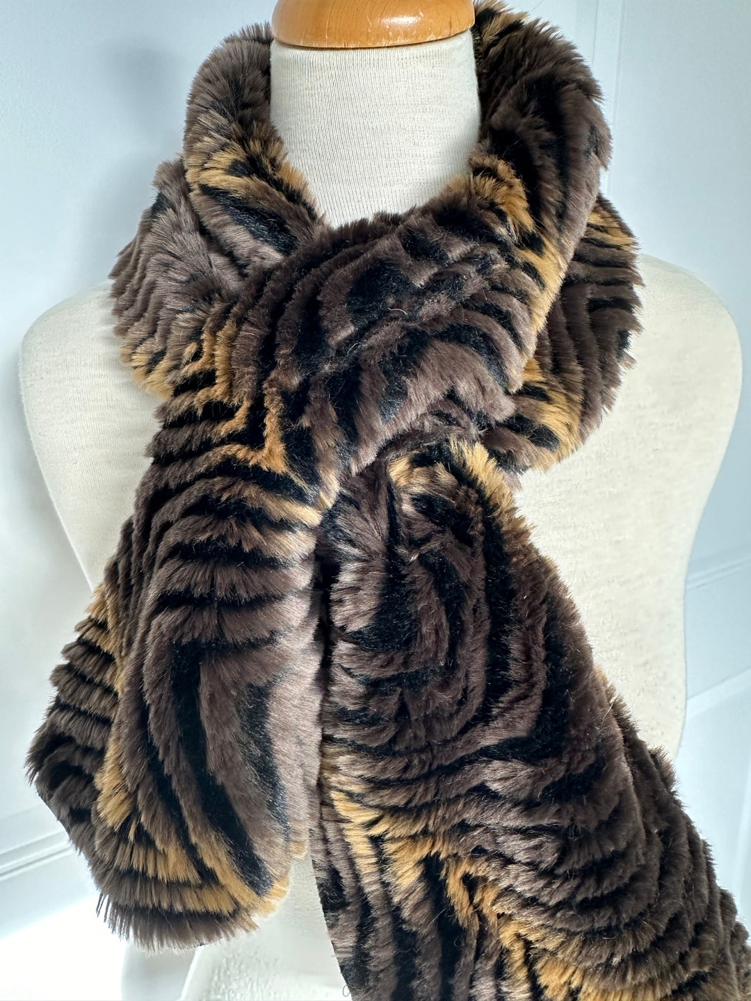 vintage-cindy-burke-faux-fur-scarf-collar-made-in-canada-etsy