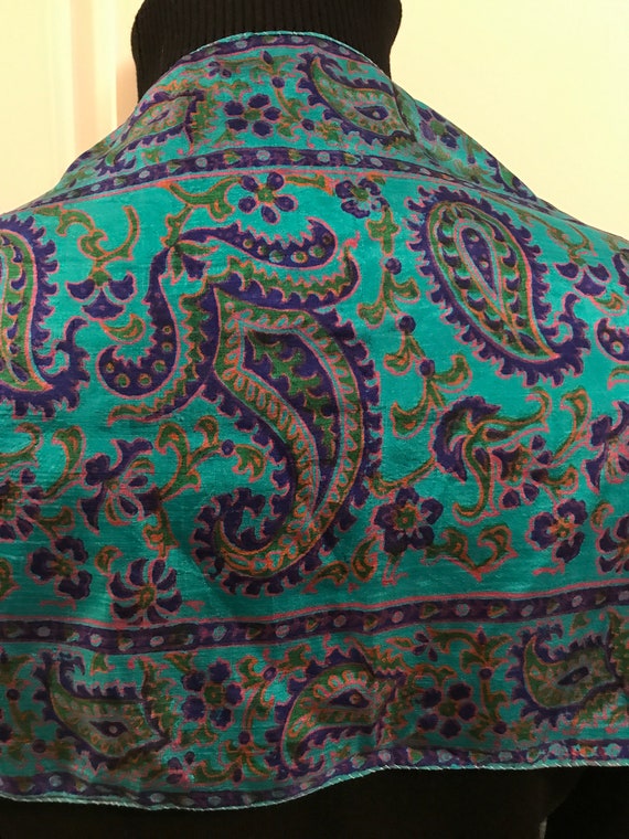 Beautiful Rectangular Silk Scarf - image 4