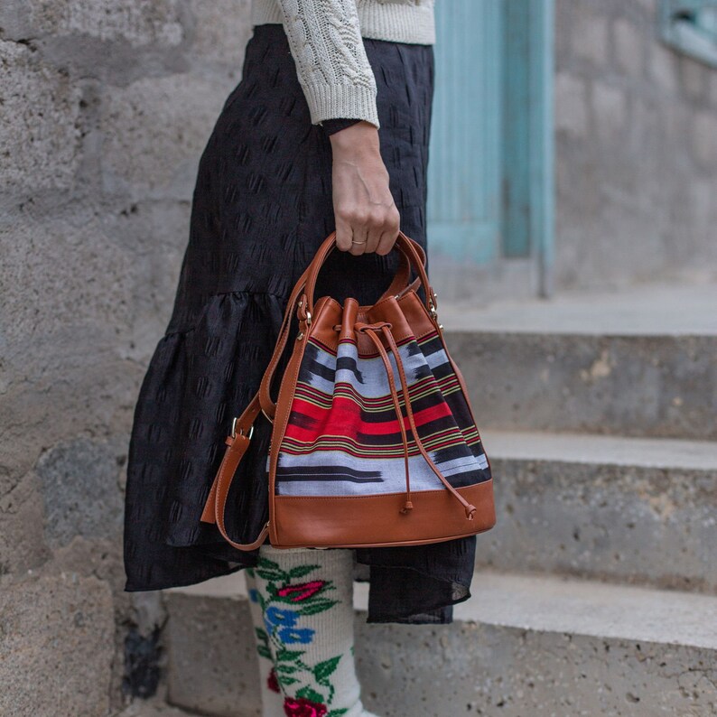 LEATHER BUCKET BAG With Leather Strap, Drawstring Bag for Daily Use
