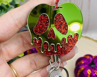 Poison Apple Badge Reel Halloween ID Holder for Nurses Villain Fans Badge Holder Spooky Evil Queen Inspired Badge Reel gift for Nurse