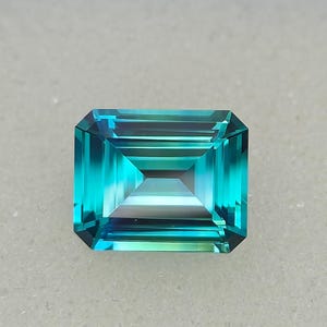 Precision Cut, 5.20 Ct Rare Bi Color Lab Sapphire, 11x9 MM Emerald Cut Green Sapphire, Flawless Green Sapphire Gemstone, Custom cut Sapphire