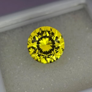 Precision Cut, 6.10 ct Lab Yellow Sapphire, 11 MM Round cut Yellow Sapphire, Excellent Cut Yellow Sapphire, Gemstone, Solitaire Sapphire