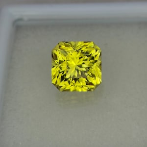 Precision Cut, Lab Yellow Sapphire, Asscher cut Yellow Sapphire, Excellent Cut Yellow Sapphire, Gemstone, Custom cut Sapphire, Gems