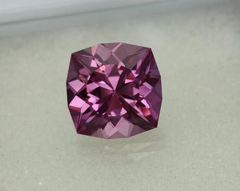 Precision Cut, 5.35 Ct Lab Alexandrite Gemstone: 10 MM Cushion Alexandrite, Custom Made Gemstone, Gemstone for Pendant