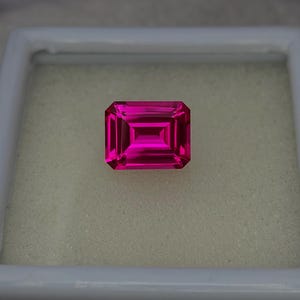 Precision Cut, 3.95 Ct Lab Hot Pink Sapphire, 8x10 MM Custom Cut Pink Sapphire, Emerald Cut Pink Sapphire, Gemstone, Loose Pink Sapphire