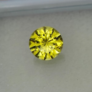 Precision Cut, 4.85 Lab Yellow Sapphire, 10 MM Round cut Yellow Sapphire, Excellent Cut Yellow Sapphire, Gemstone, Solitaire Sapphire
