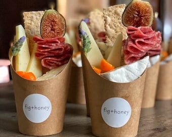 Personalized 12oz Charcuterie Cups, Kraft French Fry Holder, Disposable Cardboard Paper Appetizer Cups, Wedding Snack Cups, Party Cups