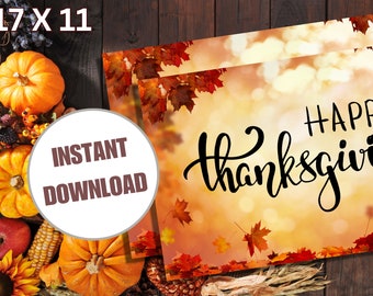 Könnte beinhalten: Digitaldruck zum Thema Thanksgiving mit dem Schriftzug "HAPPY thanksgiving" in eleganter Schrift. Der Hintergrund ist ein warmer, verschwommener Farbverlauf aus Orange und Gelb mit fallenden Blättern. Der Druck ist 43 x 28 cm groß und enthält "INSTANT DOWNLOAD".