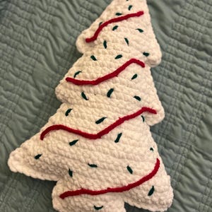 Gehäkeltes Christbaum-Kuchenkissen