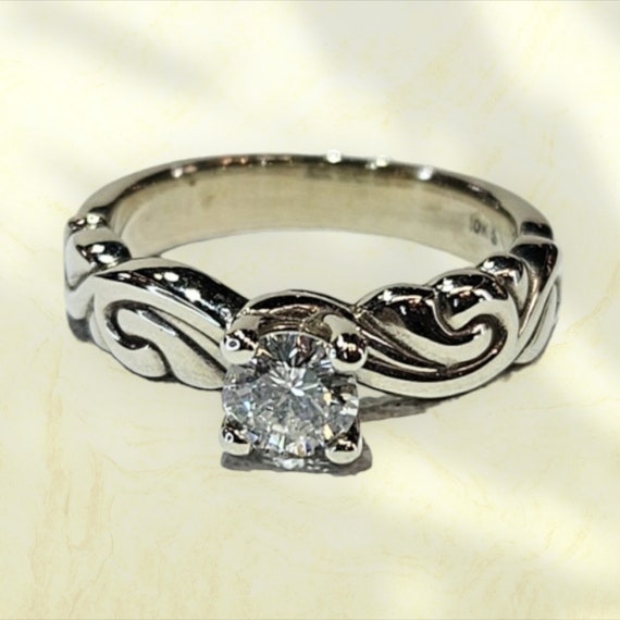 10k White Gold Diamond Solitaire Ring