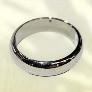 Platinum Wedding Band