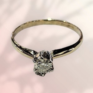 14k White Gold Diamond Solitaire Ring