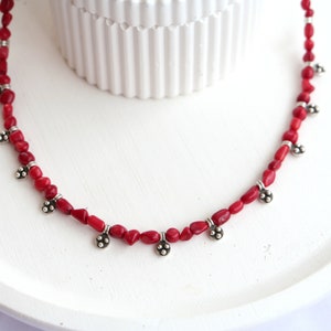 Coral Beaded Antique Silver Necklace, Natural Stone Beaded Necklace image 4