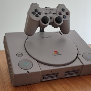 Sony PlayStation 1 PS1 Console & Controller Display Stand | 3D Printed